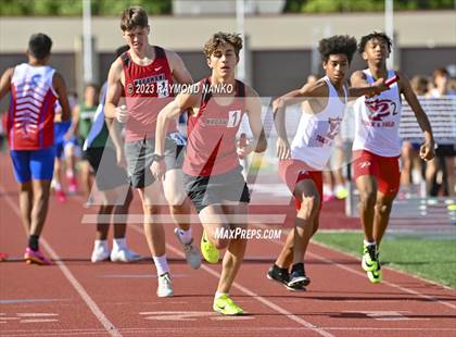 Thumbnail 3 in IHSAA Region 5 (3200 Meter Relay) photogallery.