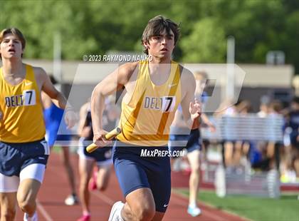 Thumbnail 3 in IHSAA Region 5 (3200 Meter Relay) photogallery.