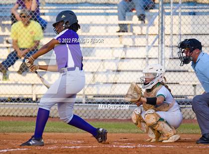 Thumbnail 2 in Spoto @ Sumner photogallery.