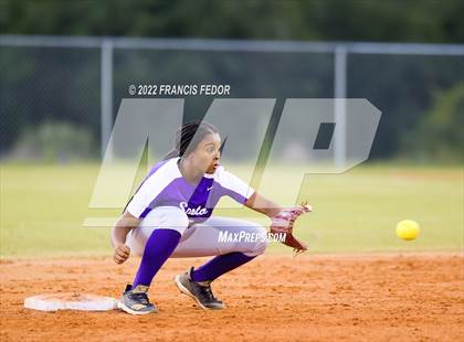 Thumbnail 1 in Spoto @ Sumner photogallery.