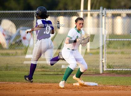 Thumbnail 3 in Spoto @ Sumner photogallery.
