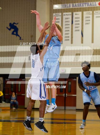 Thumbnail 1 in Bell @ Hebron photogallery.