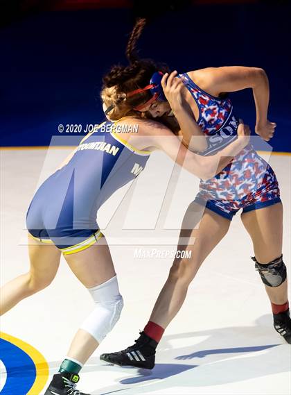 Thumbnail 2 in CIF Championships  photogallery.