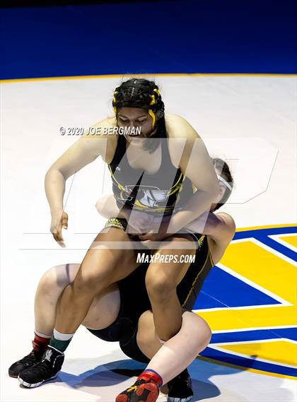 Thumbnail 1 in CIF Championships  photogallery.
