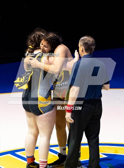 Thumbnail 2 in CIF Championships  photogallery.