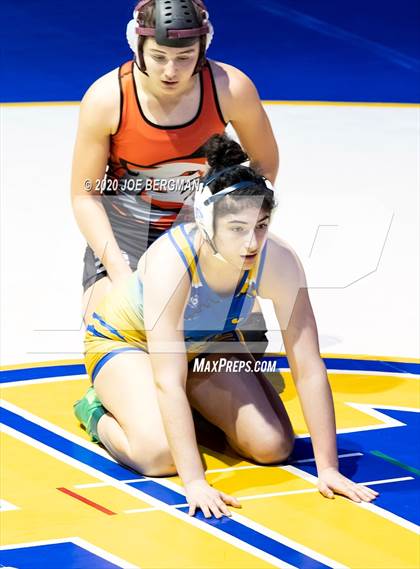 Thumbnail 1 in CIF Championships  photogallery.