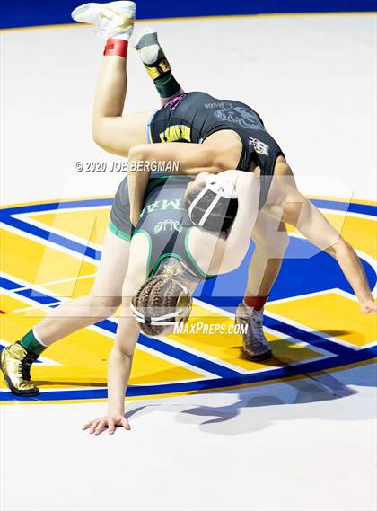 Thumbnail 1 in CIF Championships  photogallery.