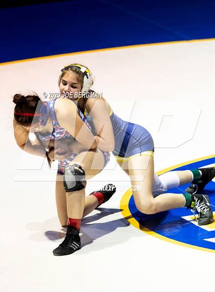 Thumbnail 2 in CIF Championships  photogallery.