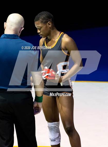 Thumbnail 3 in CIF Championships  photogallery.