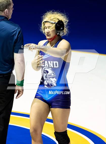 Thumbnail 2 in CIF Championships  photogallery.