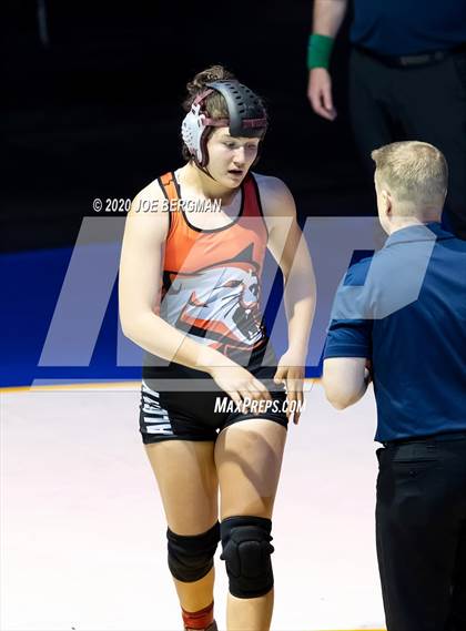 Thumbnail 2 in CIF Championships  photogallery.