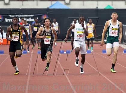 Thumbnail 3 in Arcadia Invitational (100 M Dash) photogallery.