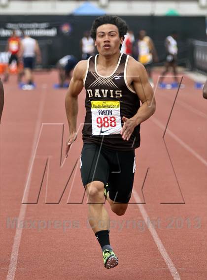 Thumbnail 2 in Arcadia Invitational (100 M Dash) photogallery.