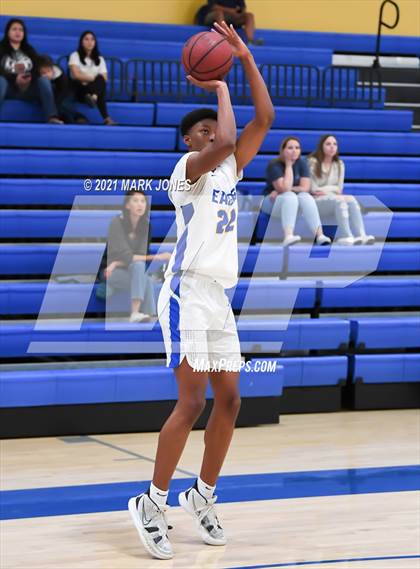 Thumbnail 1 in Phoenix Country Day vs. Parker (PCDS Desert Classic - Championship) photogallery.