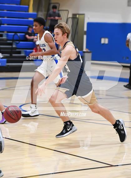 Thumbnail 3 in Phoenix Country Day vs. Parker (PCDS Desert Classic - Championship) photogallery.