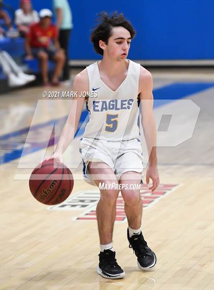 Thumbnail 3 in Phoenix Country Day vs. Parker (PCDS Desert Classic - Championship) photogallery.