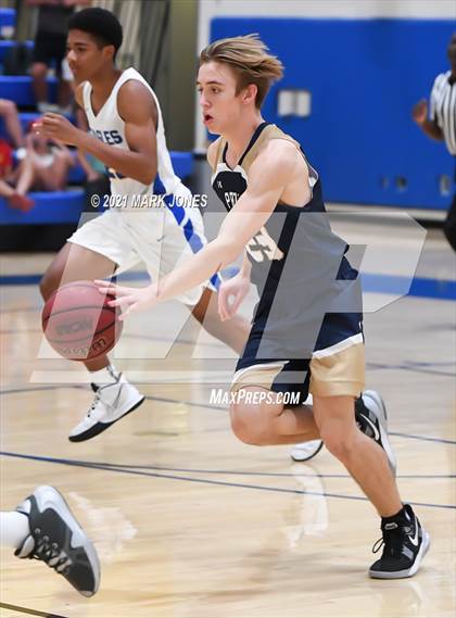 Thumbnail 2 in Phoenix Country Day vs. Parker (PCDS Desert Classic - Championship) photogallery.