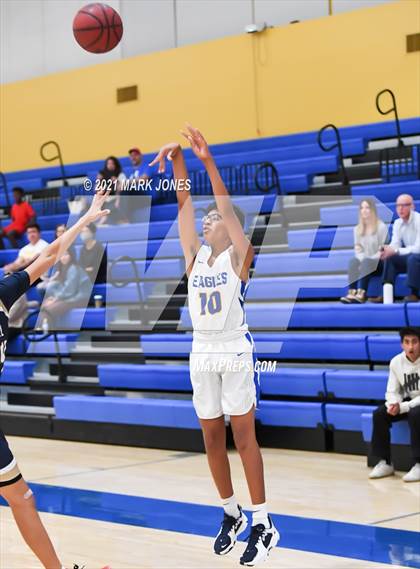 Thumbnail 2 in Phoenix Country Day vs. Parker (PCDS Desert Classic - Championship) photogallery.