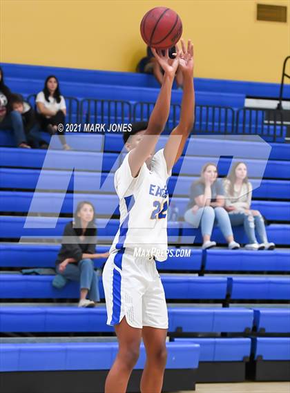 Thumbnail 2 in Phoenix Country Day vs. Parker (PCDS Desert Classic - Championship) photogallery.