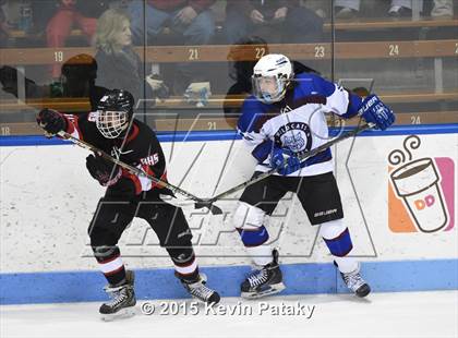 Thumbnail 3 in Branford vs. Suffield/Granby/Windsor Locks (CIAC D2 Semifinal) photogallery.
