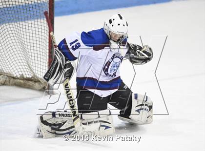 Thumbnail 3 in Branford vs. Suffield/Granby/Windsor Locks (CIAC D2 Semifinal) photogallery.