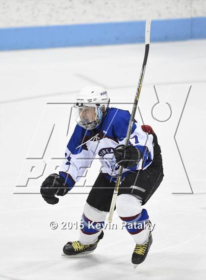 Thumbnail 3 in Branford vs. Suffield/Granby/Windsor Locks (CIAC D2 Semifinal) photogallery.