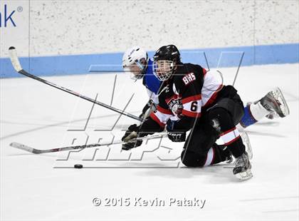 Thumbnail 3 in Branford vs. Suffield/Granby/Windsor Locks (CIAC D2 Semifinal) photogallery.