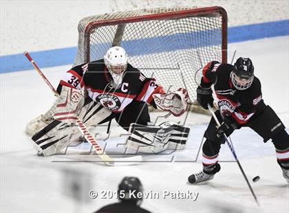 Thumbnail 3 in Branford vs. Suffield/Granby/Windsor Locks (CIAC D2 Semifinal) photogallery.