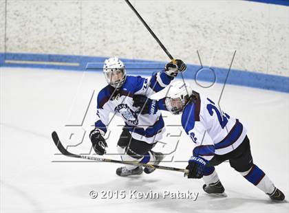 Thumbnail 3 in Branford vs. Suffield/Granby/Windsor Locks (CIAC D2 Semifinal) photogallery.