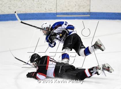 Thumbnail 1 in Branford vs. Suffield/Granby/Windsor Locks (CIAC D2 Semifinal) photogallery.