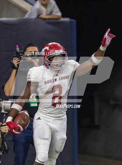 Thumbnail 3 in Katy vs North Shore Region (UIL 6A Regional Playoff) photogallery.