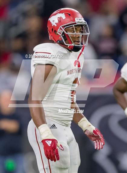 Thumbnail 3 in Katy vs North Shore Region (UIL 6A Regional Playoff) photogallery.
