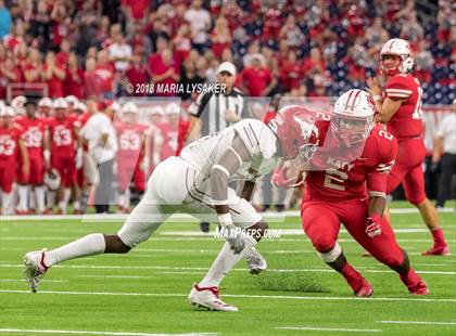 Thumbnail 1 in Katy vs North Shore Region (UIL 6A Regional Playoff) photogallery.