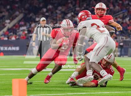 Thumbnail 1 in Katy vs North Shore Region (UIL 6A Regional Playoff) photogallery.