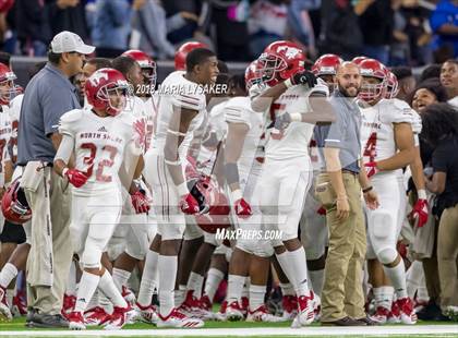 Thumbnail 1 in Katy vs North Shore Region (UIL 6A Regional Playoff) photogallery.