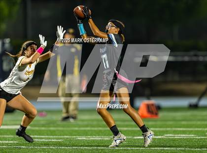 Thumbnail 1 in Ventura @ Corona del Mar photogallery.