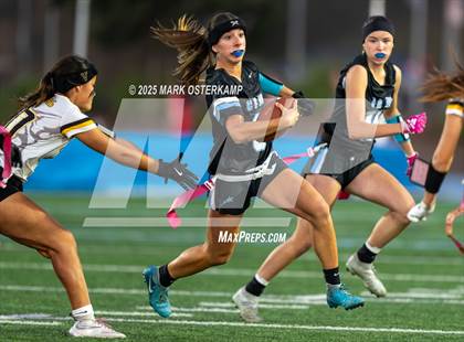 Thumbnail 3 in Ventura @ Corona del Mar photogallery.