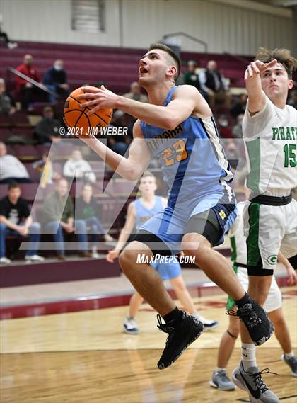 Thumbnail 2 in Oktaha vs Gore (OSSAA 2A Regional Playoff) photogallery.