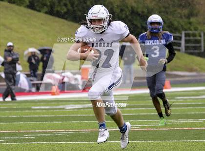 Thumbnail 3 in Columbia @ Marquette Catholic photogallery.