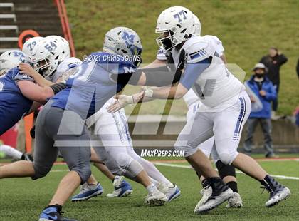 Thumbnail 3 in Columbia @ Marquette Catholic photogallery.