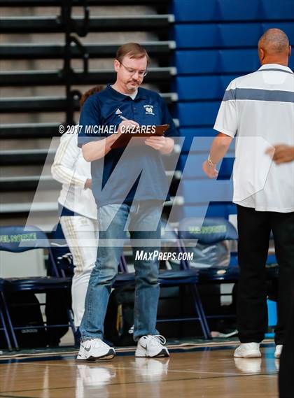 Thumbnail 1 in Santa Fe Christian vs. Mater Dei Catholic (So. Cal. Holiday Prep Classic) photogallery.