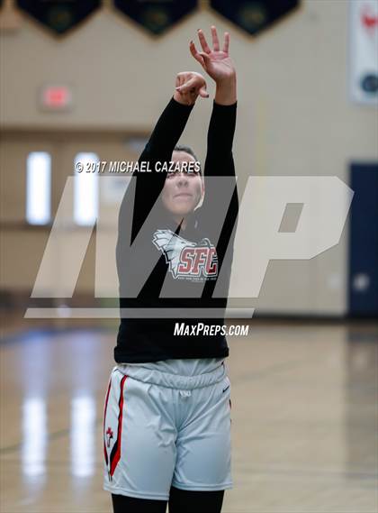 Thumbnail 1 in Santa Fe Christian vs. Mater Dei Catholic (So. Cal. Holiday Prep Classic) photogallery.