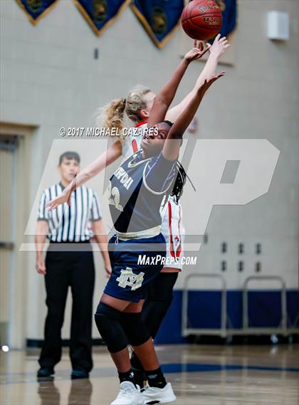 Thumbnail 3 in Santa Fe Christian vs. Mater Dei Catholic (So. Cal. Holiday Prep Classic) photogallery.