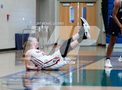 Thumbnail 2 in Santa Fe Christian vs. Mater Dei Catholic (So. Cal. Holiday Prep Classic) photogallery.