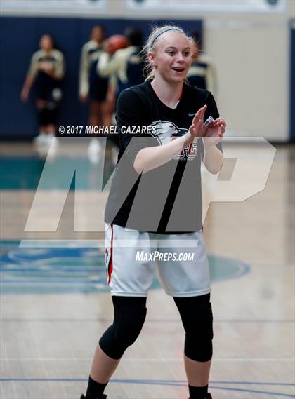 Thumbnail 2 in Santa Fe Christian vs. Mater Dei Catholic (So. Cal. Holiday Prep Classic) photogallery.