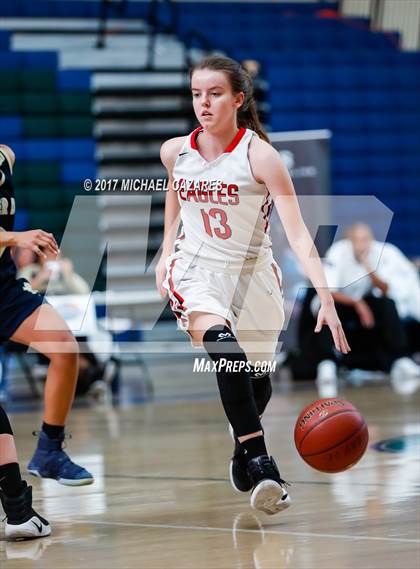 Thumbnail 2 in Santa Fe Christian vs. Mater Dei Catholic (So. Cal. Holiday Prep Classic) photogallery.