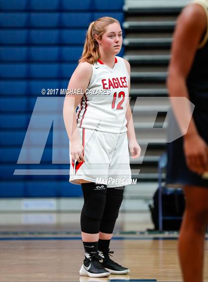 Thumbnail 2 in Santa Fe Christian vs. Mater Dei Catholic (So. Cal. Holiday Prep Classic) photogallery.