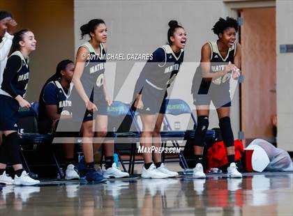 Thumbnail 2 in Santa Fe Christian vs. Mater Dei Catholic (So. Cal. Holiday Prep Classic) photogallery.