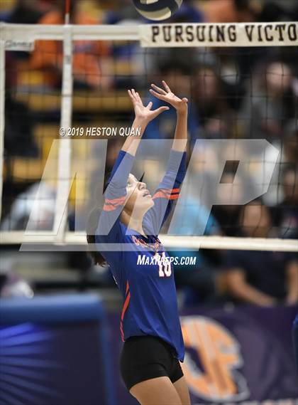 Thumbnail 2 in Mt. Madonna vs. University (CIF State D5 Final) photogallery.