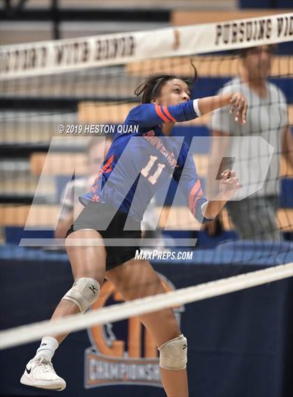 Thumbnail 2 in Mt. Madonna vs. University (CIF State D5 Final) photogallery.